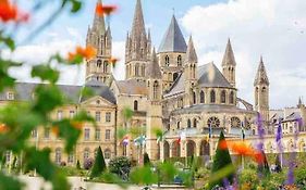 Maison De Ville Avec Parking - Caen Centre